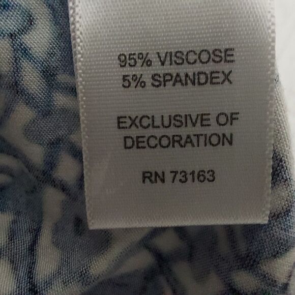 Cable & Gage Blue Top Medium Tunic Slit Sleeves Chrome Grommet Accents - Picture 7 of 10